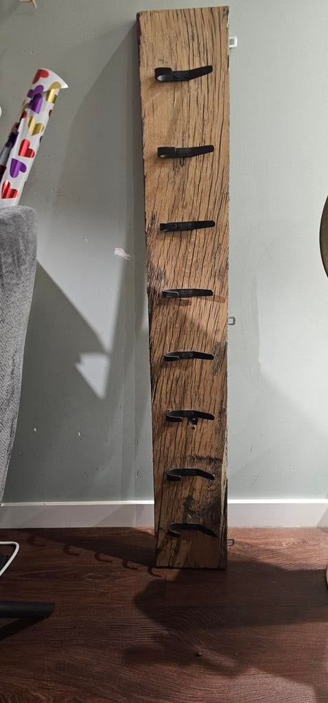 Rustieke wandkapstok van oud hout met metalen haken, Zo goed als nieuw, Minder dan 100 cm, Hout, Ophalen