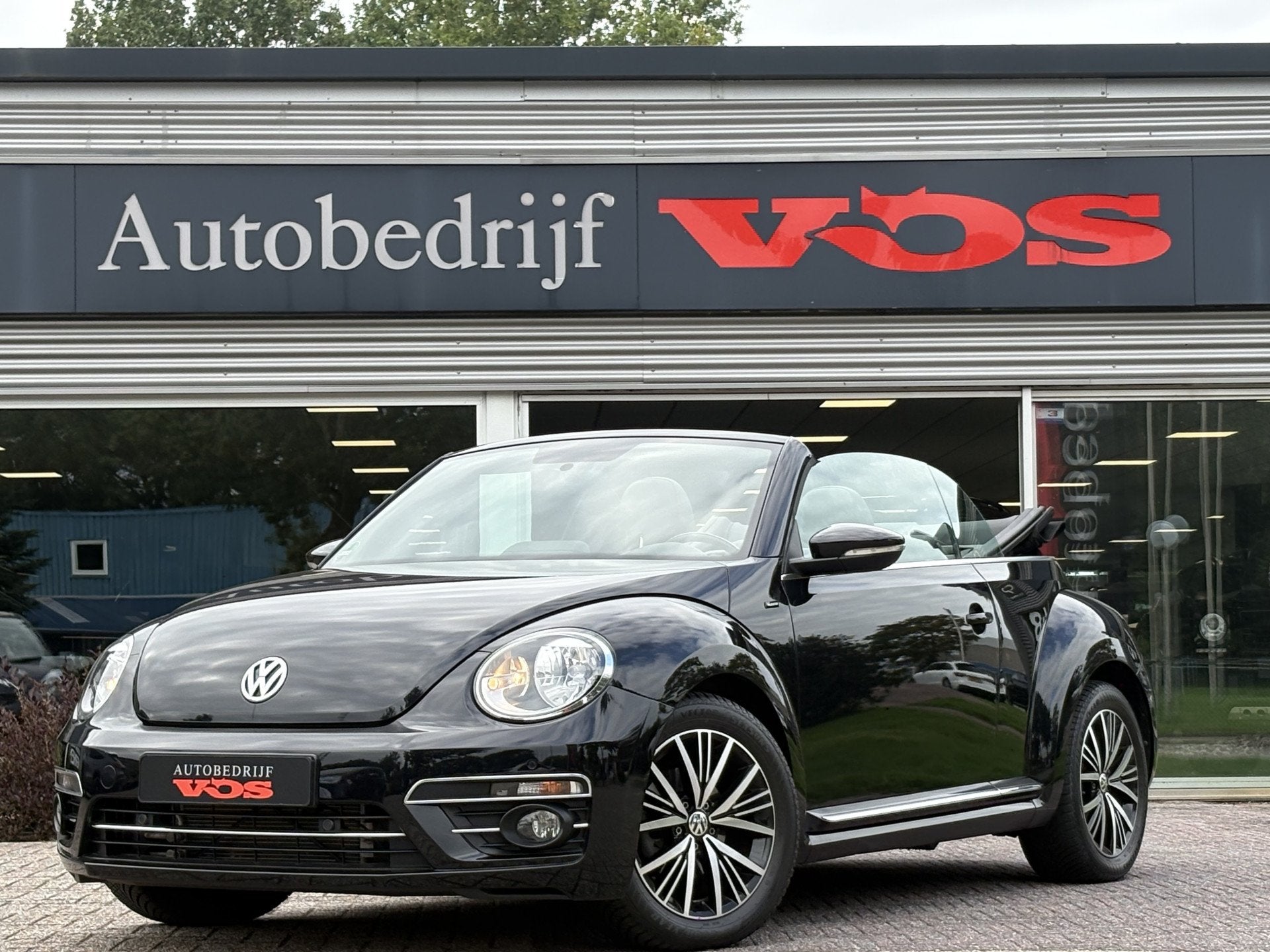 Volkswagen Beetle Cabriolet 1.2 TSI Exclusive Series | Camer, Gebruikt, 4 cilinders, Cabriolet, 4 stoelen
