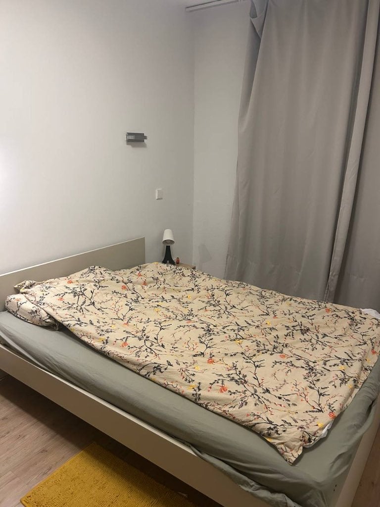 Slaapkamer | Bedden, Huis en Inrichting, Slaapkamer | Bedden, Ophalen, Beige, Tweepersoons, 140 cm