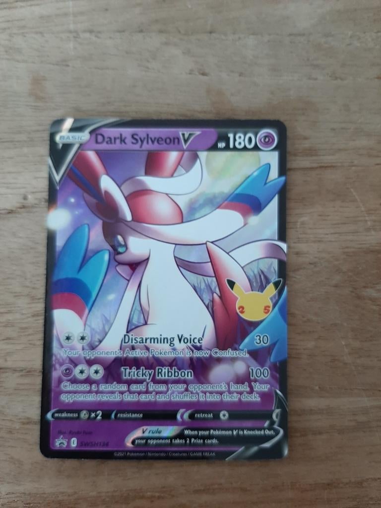 Dark Sylveon V Pokémon Kaart Celebrations SWSH134, Ophalen, Zo goed als nieuw, Losse kaart, Foil