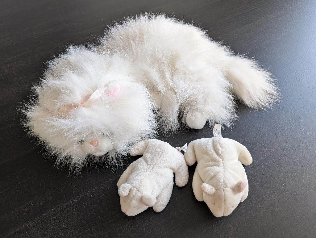 Oude pluche beesten o.a Commomwealth/Furreal friends, Ophalen