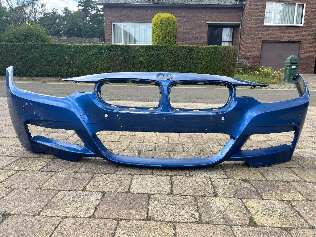 Originele M bumper F30 LCI, Auto-onderdelen, Carrosserie en Plaatwerk, Ophalen, Gebruikt, Voor, Bumper