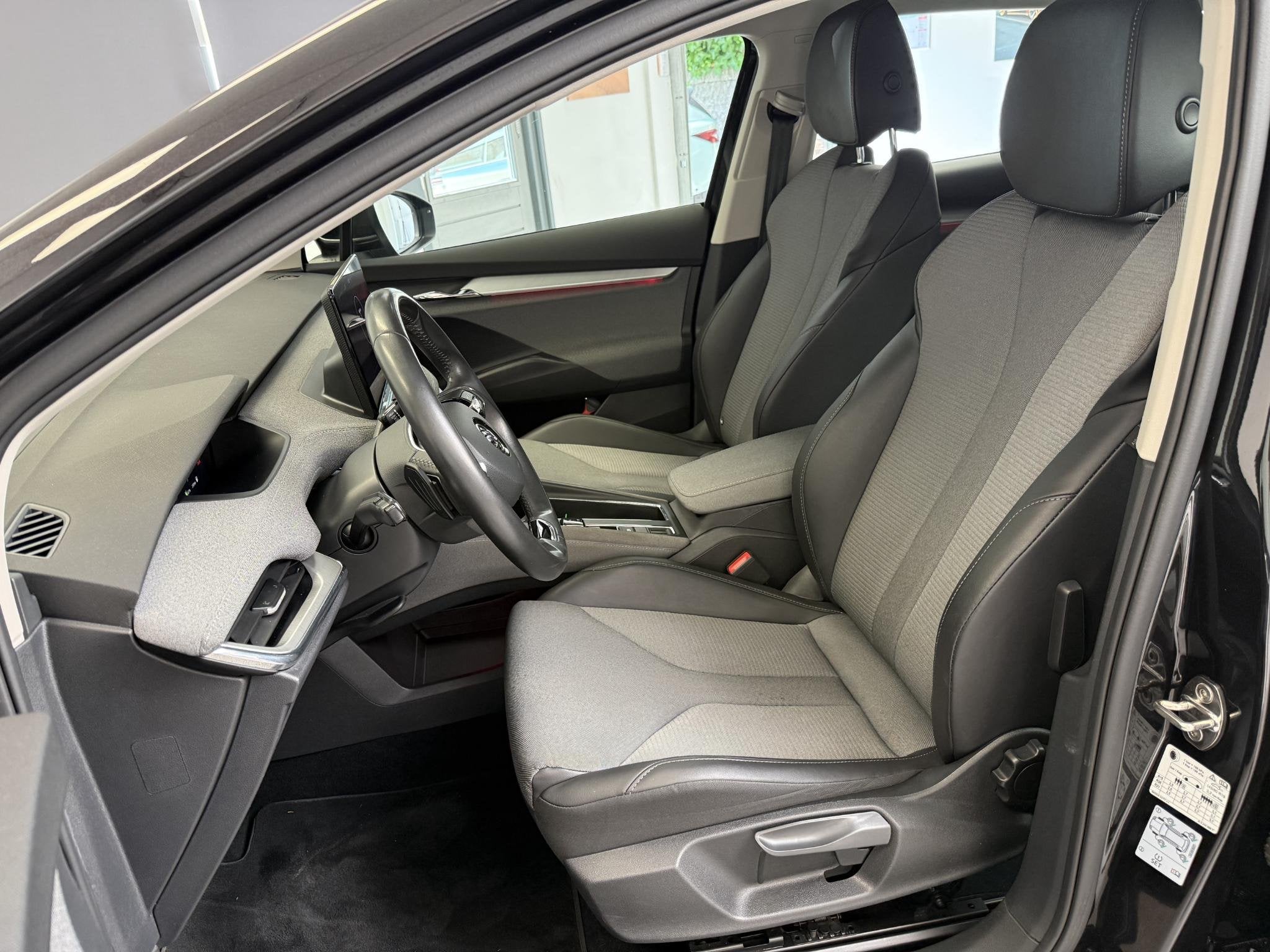 Skoda Enyaq iV 80 | TREKHAAK | CAMERA | SOH 94% | 1e-EIG |, Auto's, Dealer onderhouden, Achterwielaandrijving, Gebruikt, 80 kWh