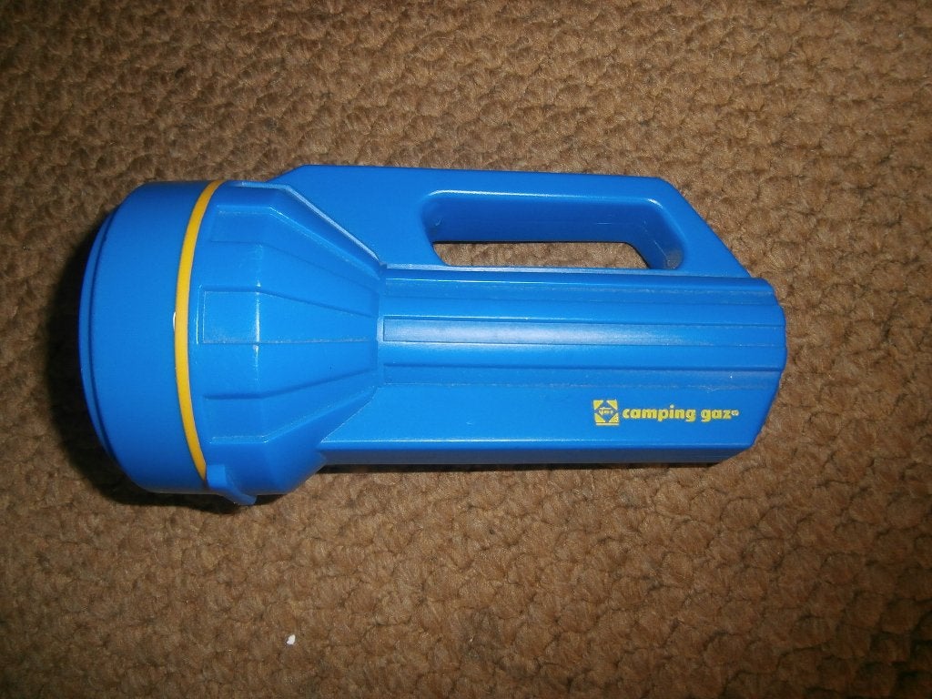zaklamp camping Gaz lamp op batterijen blauw 20 cm lang, Caravans en Kamperen, Ophalen of Verzenden, Gebruikt, Batterij