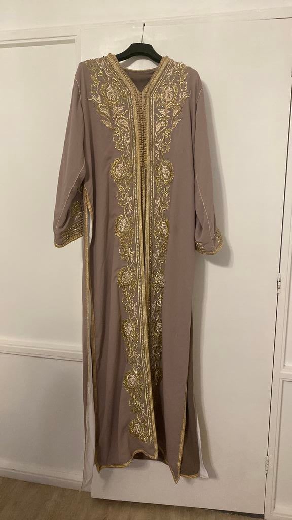 Takshita, Overige typen, Beige, Maat 46/48 (XL) of groter, Ophalen of Verzenden