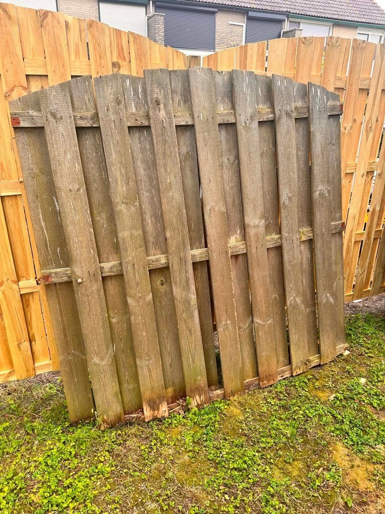 2x schutting 1,80x1,80m en 1x klein 1,80x0.90m - gratis, Tuin en Terras, Ophalen, Hout, Minder dan 3 meter, 1 tot 2 meter
