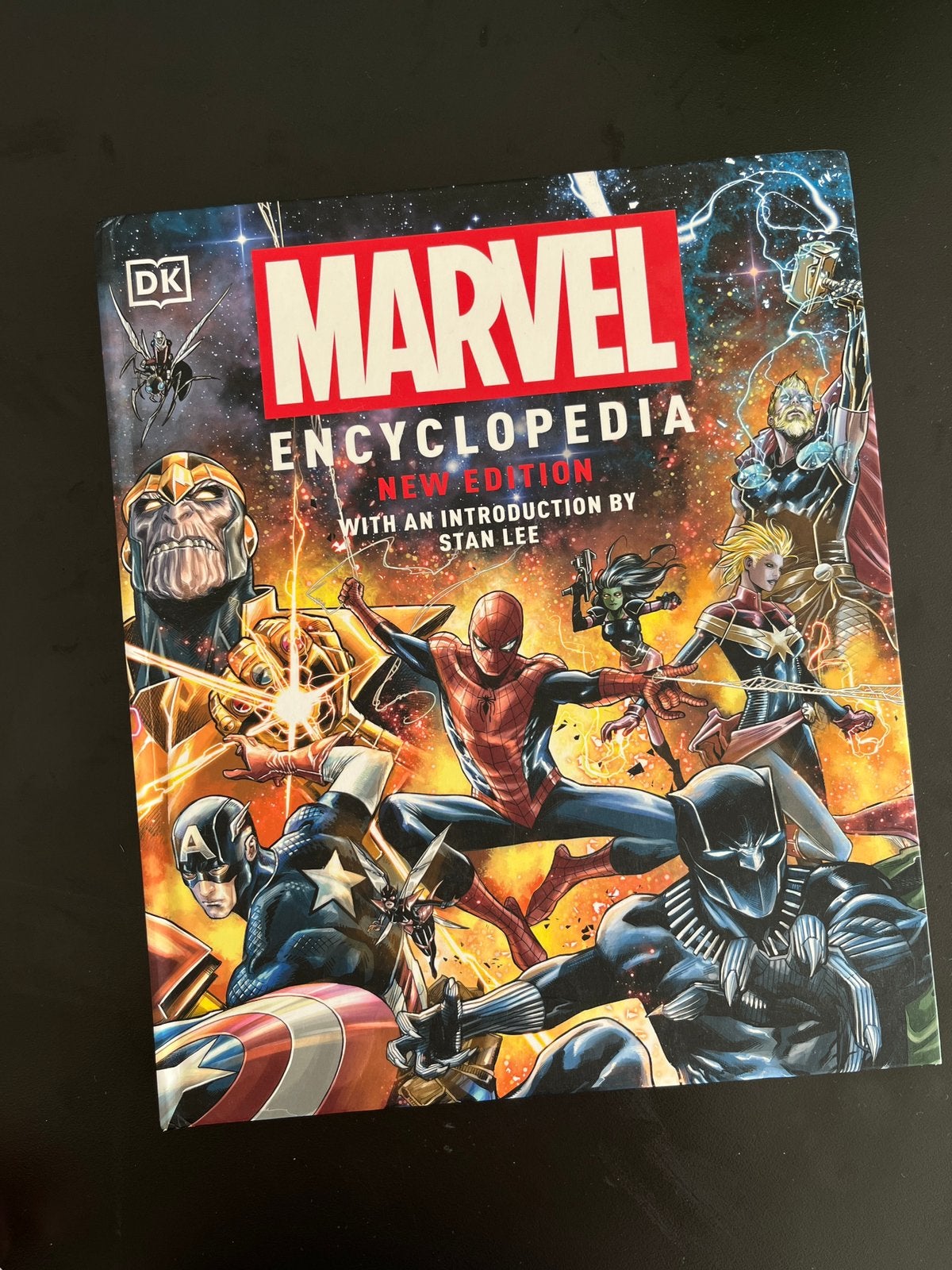 Marvel Encyclopedia New Edition, Ophalen of Verzenden, Zo goed als nieuw