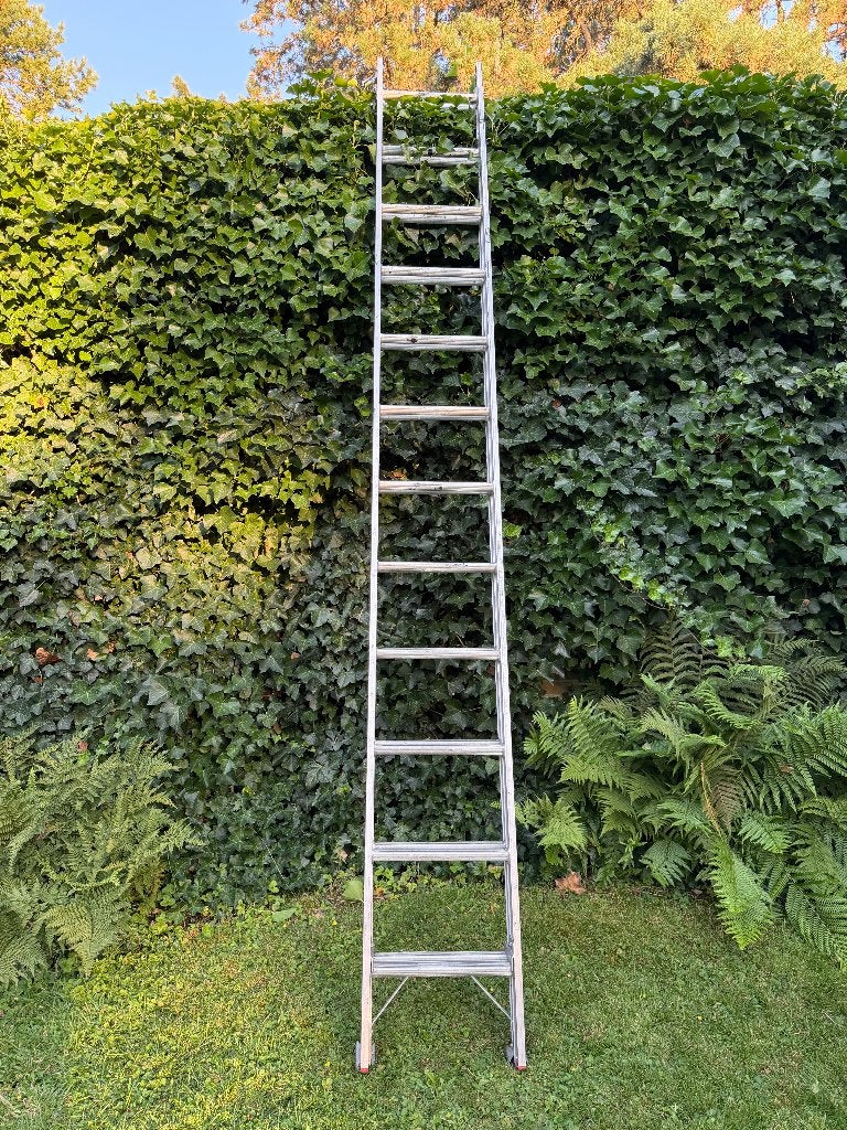 Altrex uitschuifbare ladder met 2x12 treden, Ophalen, Gebruikt, Ladder, Opvouwbaar of Inschuifbaar