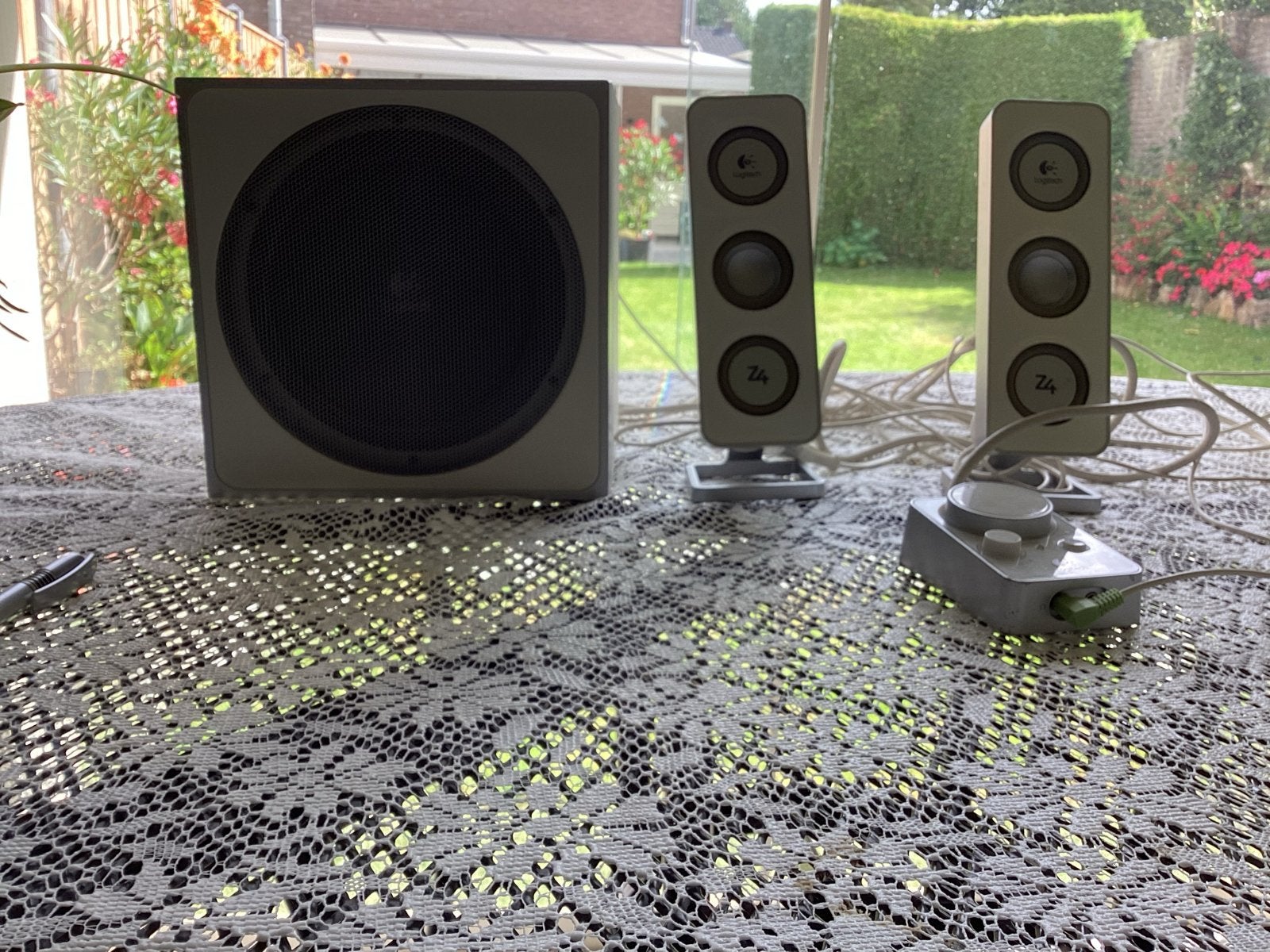 Logitech Z4 2.1 Luidsprekerset met subwoofer, Computers en Software, Pc speakers, Ophalen of Verzenden, Gebruikt, Audiokanaal 2.1