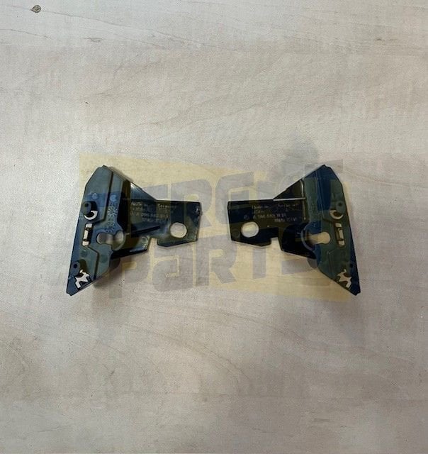 Mercedes-Benz Sprinter (5/06-9/18) klem tussenplaat Links+Re