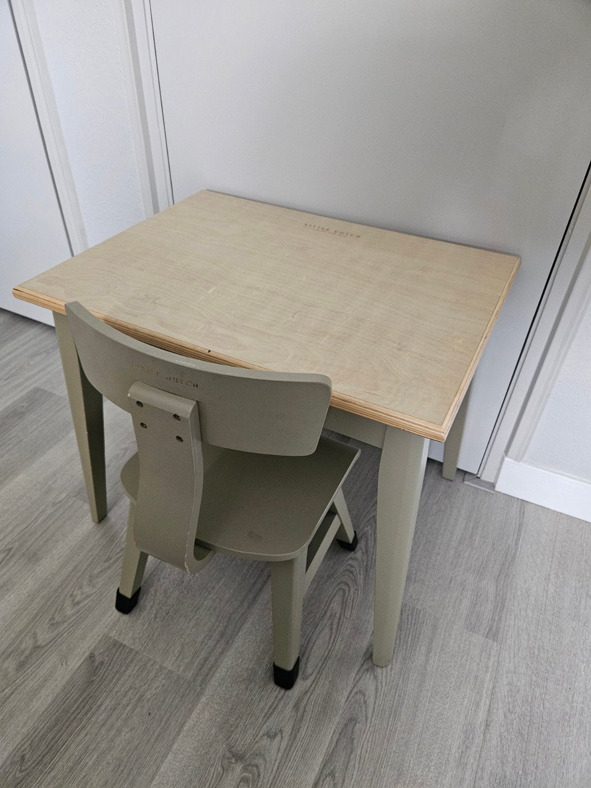 Little Dutch kinderstoel en -tafel set, Kinderen en Baby's, Kinderkamer | Tafels en Stoelen, Ophalen, Gebruikt, Tafel(s) en Stoel(en)