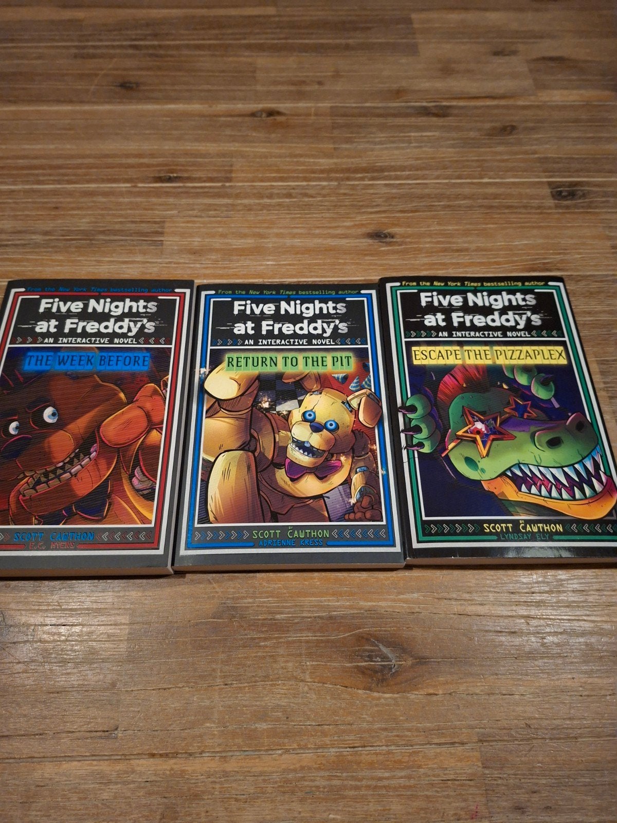 Five Nights at Freddy's Interactieve Romans (3 Boeken), Ophalen of Verzenden, Zo goed als nieuw, Scott Cawthon, Fictie