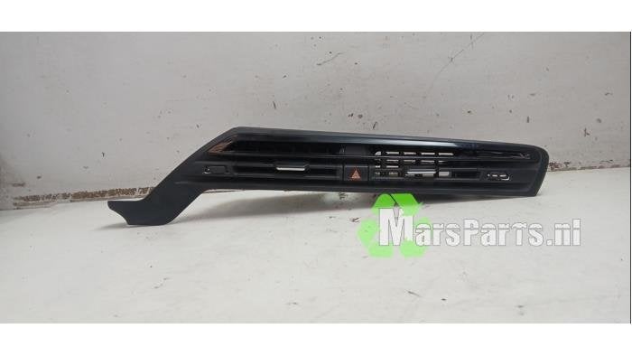 Luchtrooster Dashboard van een Citroen C4 Grand Picasso
