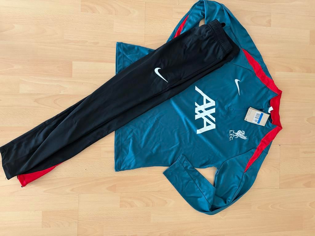 Liverpool Trainingspak Maat M - Top Conditie, Maat M, Ophalen of Verzenden, Zo goed als nieuw, Trainingspak