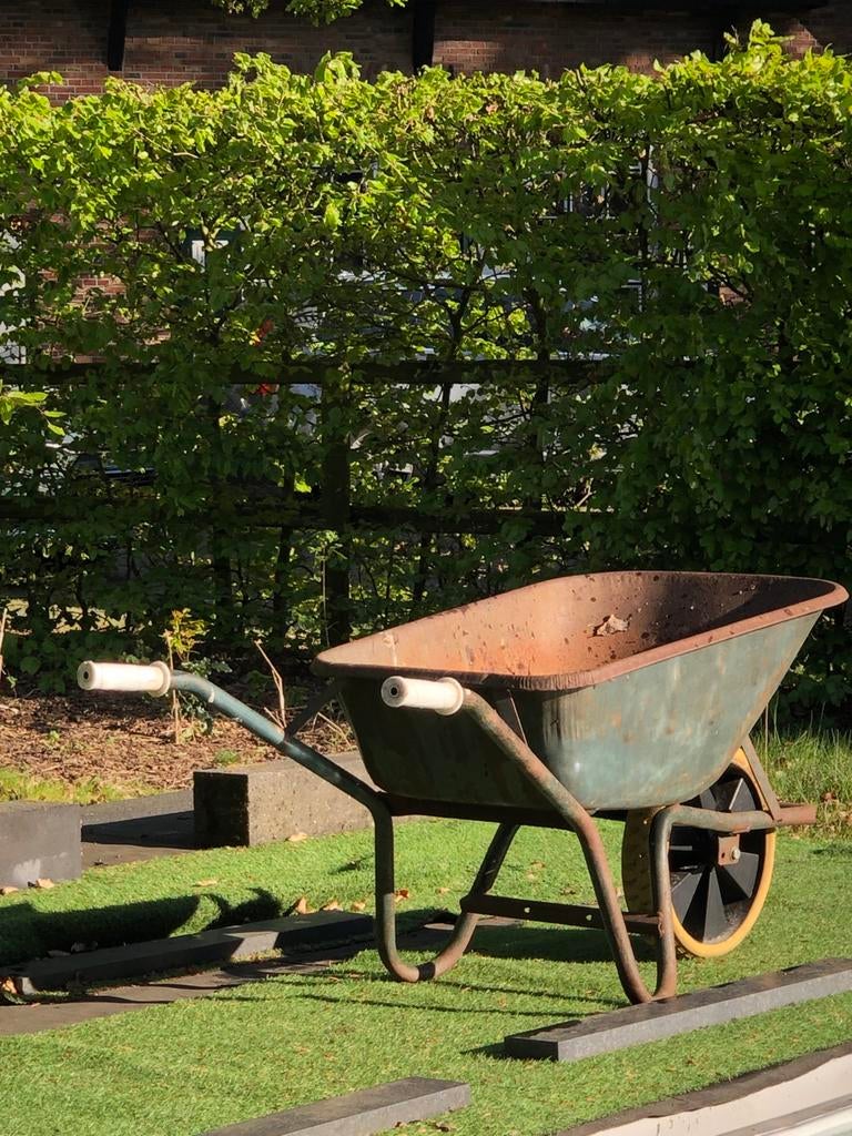 Retro kruiwagen - Decoratief of voor zwaardere klusjes, Ophalen, Gebruikt, Handmatig, Eenwielig