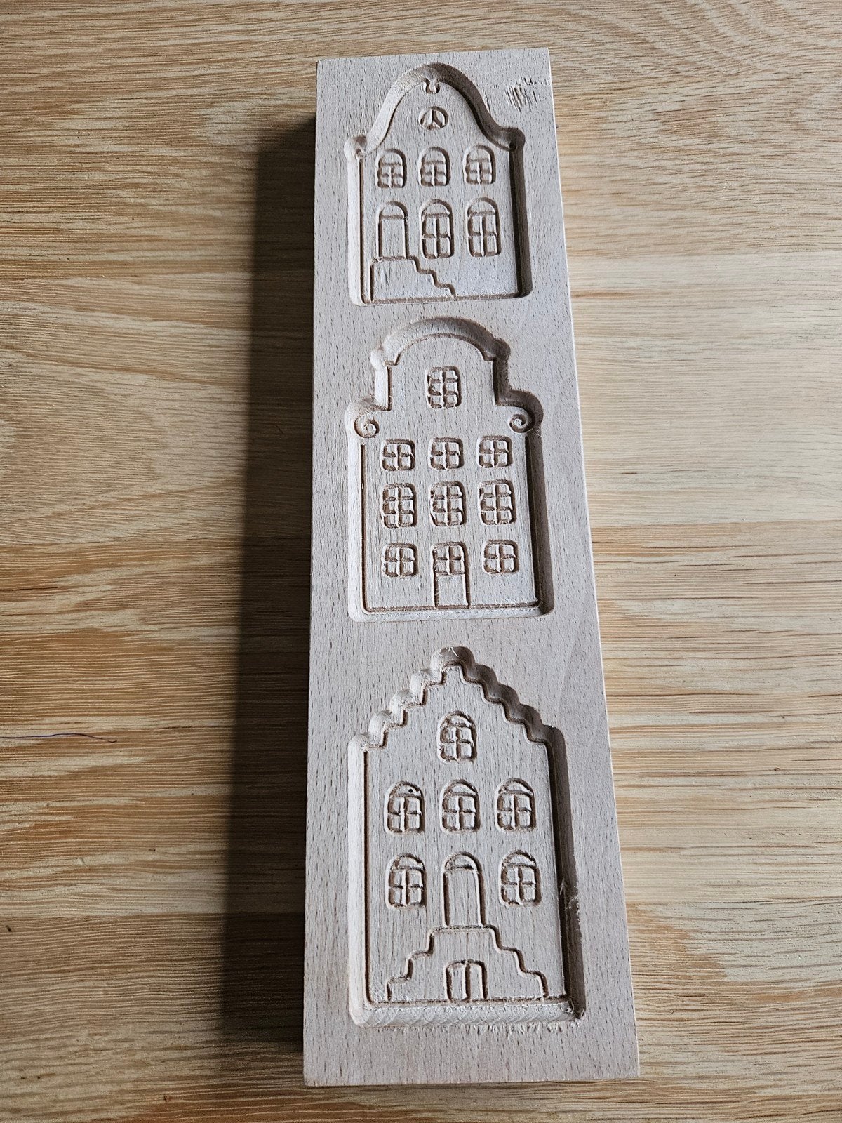 Speculaasplank Huisjes - 29x7.5cm, Ophalen of Verzenden, Zo goed als nieuw, Hout