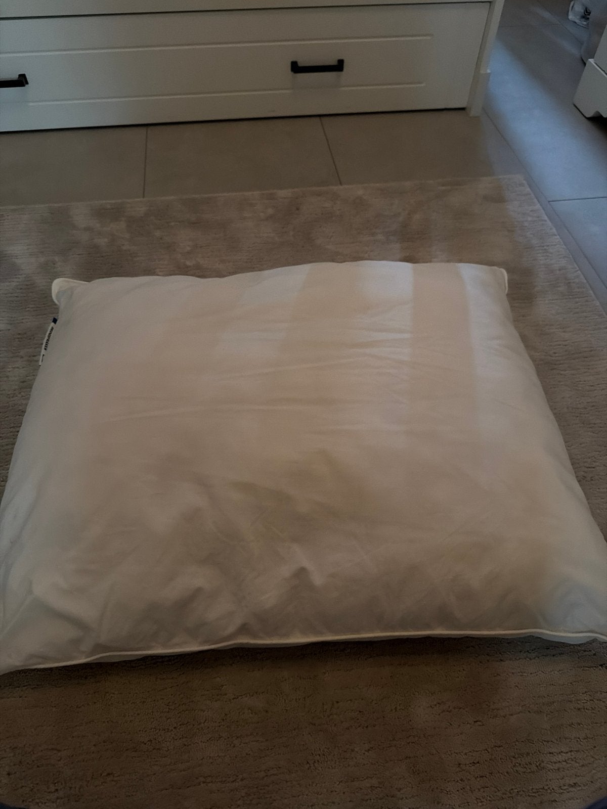 2x IKEA SKOGSFRÄKEN Kussen - Zo goed als nieuw, Wit, IKEA, Ophalen of Verzenden, Zo goed als nieuw