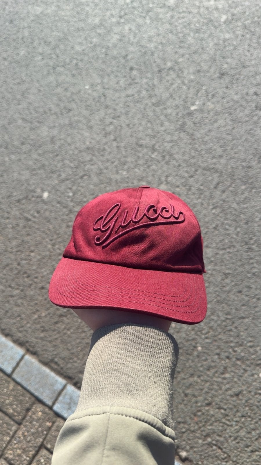 Gucci pet Bordeaux *ZELDZAAM*, Kinderen en Baby's, Ophalen of Verzenden, Zo goed als nieuw, Jongetje of Meisje, Muts