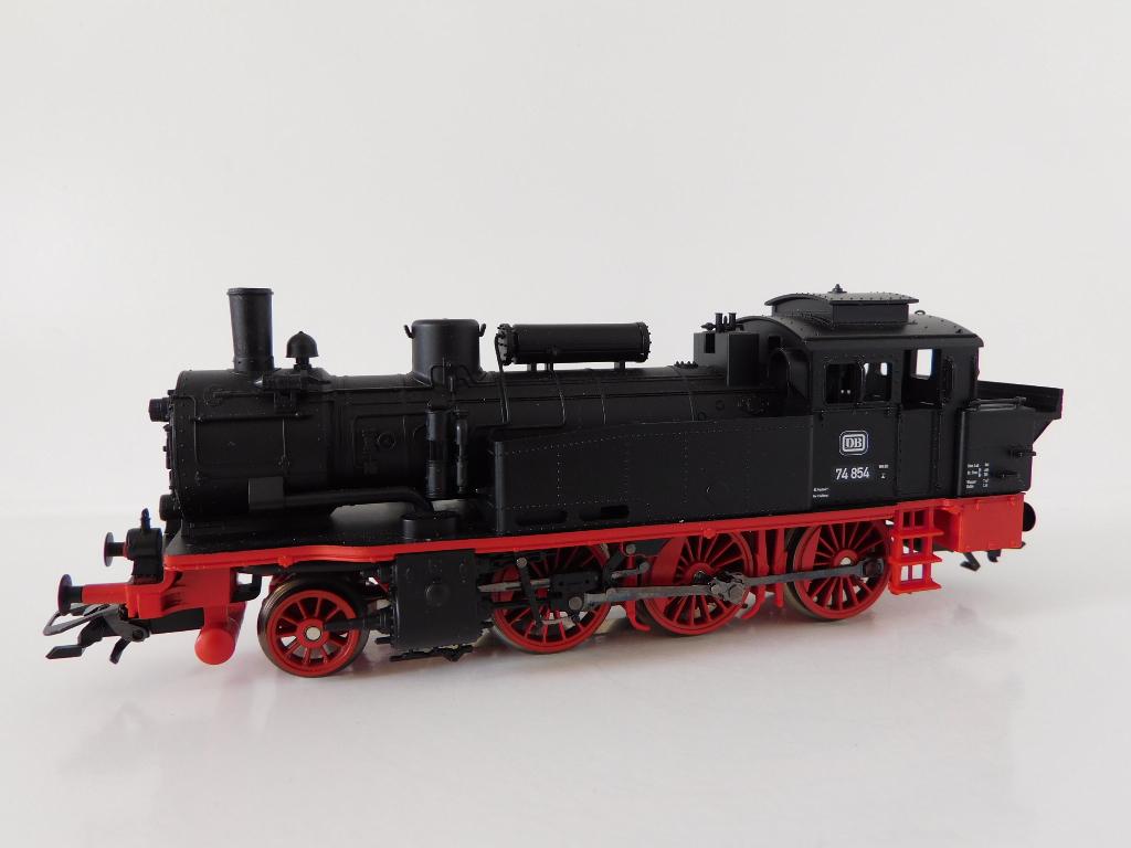 Märklin DB Br 74 Periode 3 Digitaal zie de foto's, Wisselstroom, Gebruikt, Locomotief, Ophalen of Verzenden