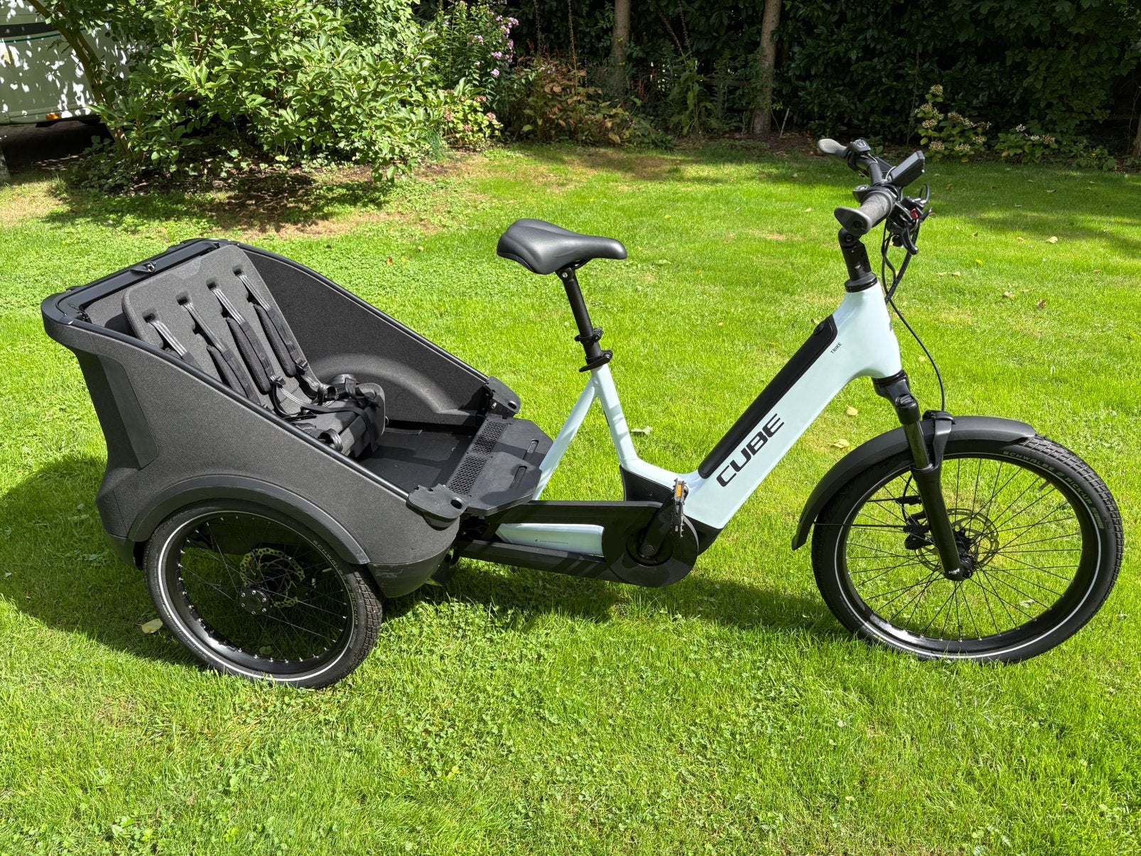 CUBE TRIKE FAMILY HYBRID 1500, Fietsen en Brommers, Fietsen | Bakfietsen, Ophalen, Zo goed als nieuw, 4 kinderen of meer, Huif