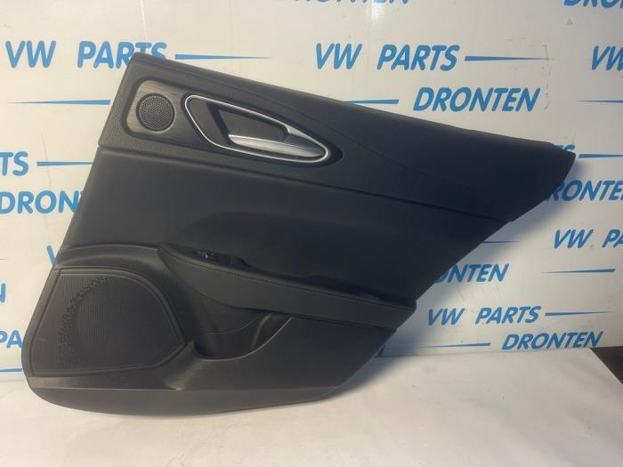 Portierbekleding 4Deurs rechts-achter van een Alfa Romeo Giu