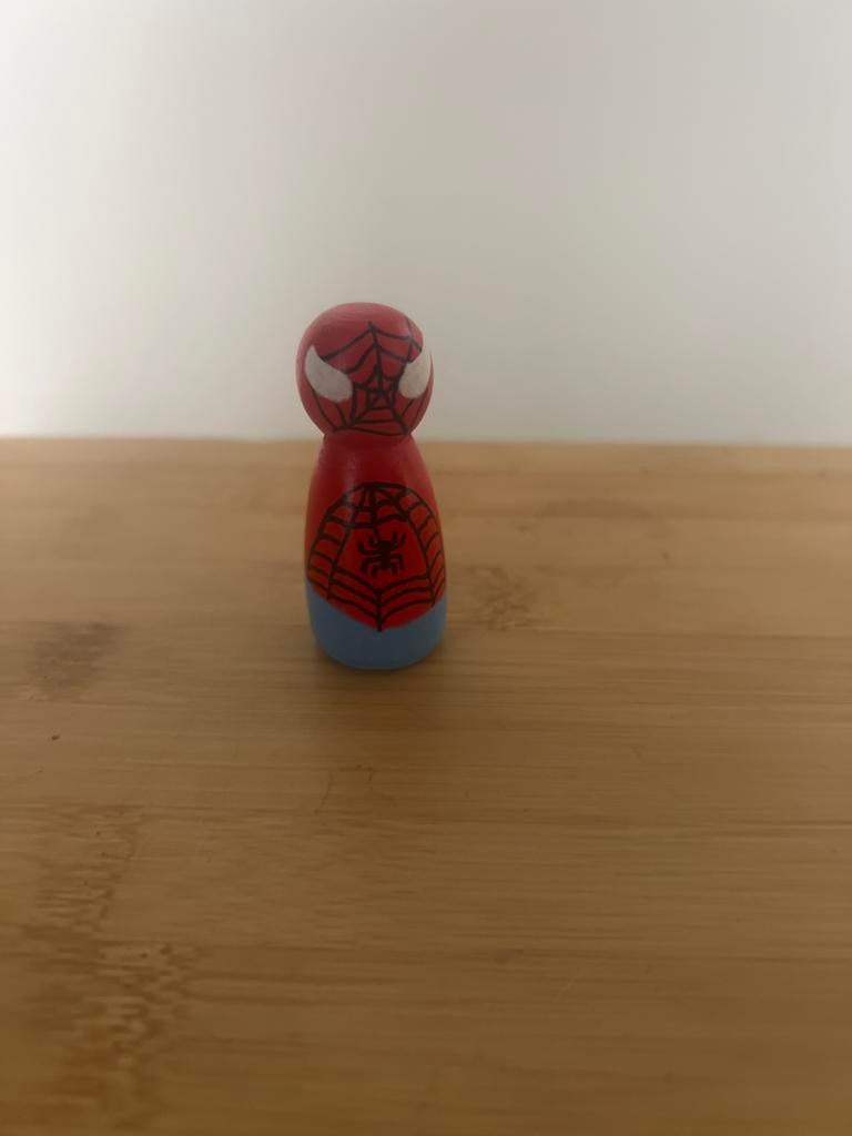 Spider-Man Pegdoll - Handgeschilderd Houten Figuur 5,5 cm, Ophalen of Verzenden, Nieuw