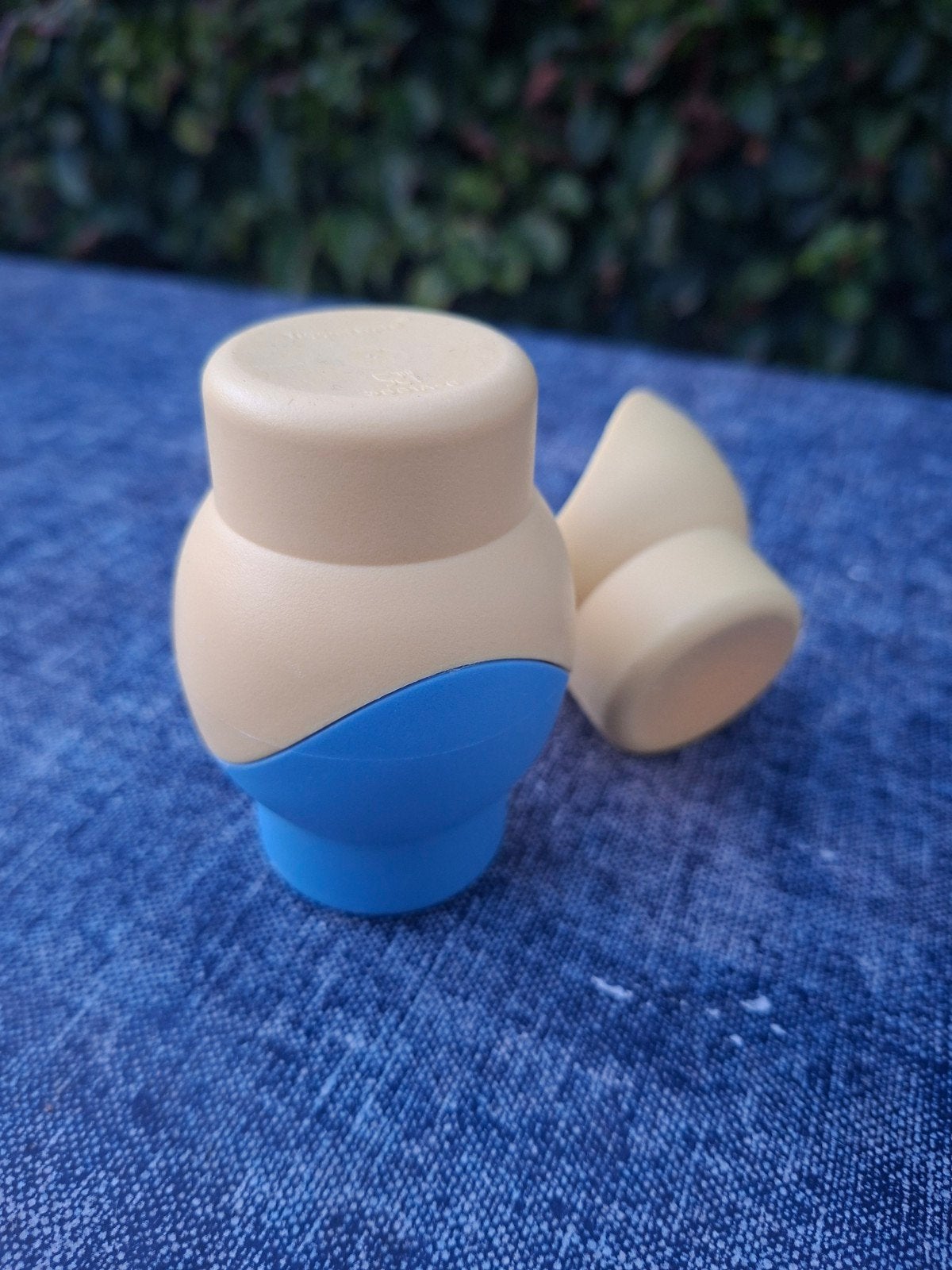 Tupperware vintage eierdopjes set van 3, Gebruikt, Blauw, Overige typen, Ophalen of Verzenden