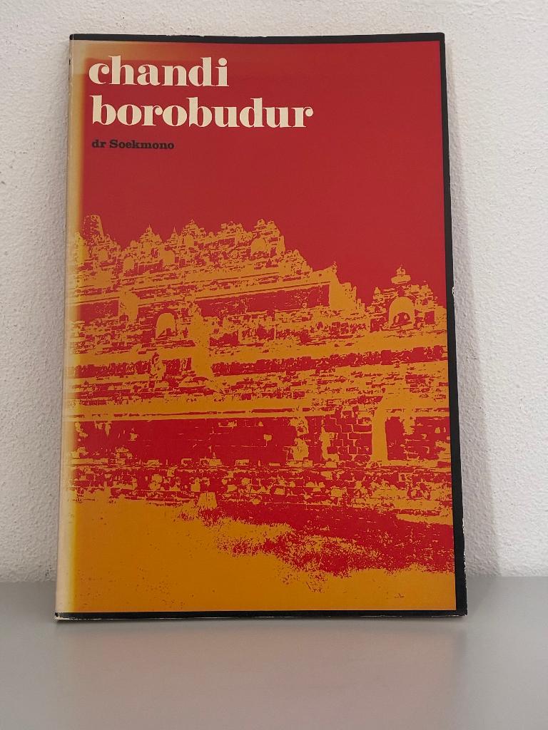 Dr. Soekmono: Chandi Borobudur, Gelezen, Overige onderwerpen, Dr. Soekmono, Ophalen of Verzenden