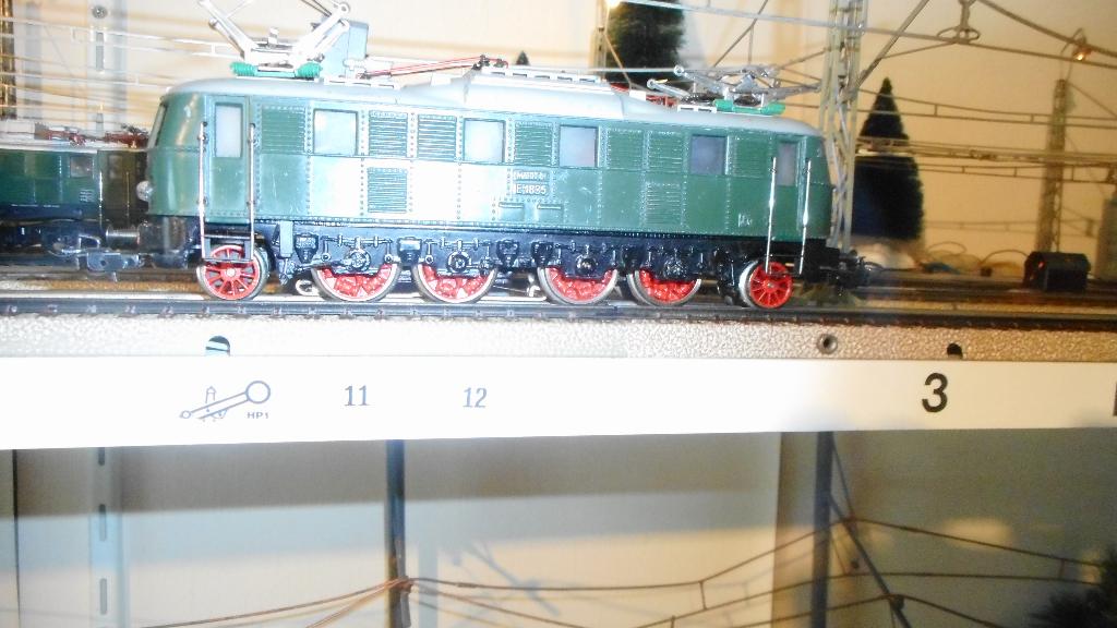 MARKLIN 3024 800 Duitse sterke 1D1 oldtimer loc E18.35 DB, Wisselstroom, Locomotief, Ophalen of Verzenden, Zo goed als nieuw