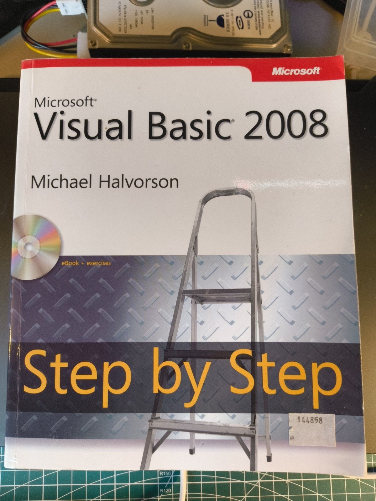 Microsoft Visual Basic 2008 Step by Step, Ophalen of Verzenden, Zo goed als nieuw, Michael Halvorson, Beta
