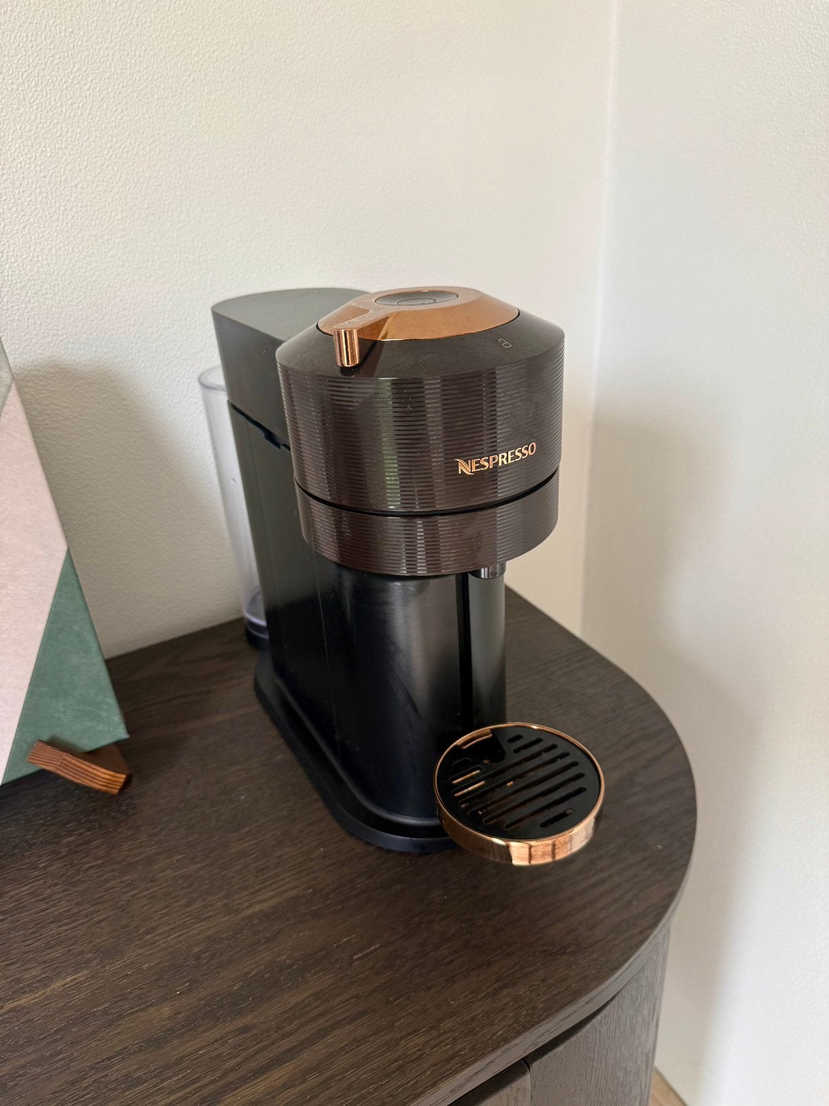 Nespresso Vertuo Next Premium Brown, Ophalen, Gebruikt