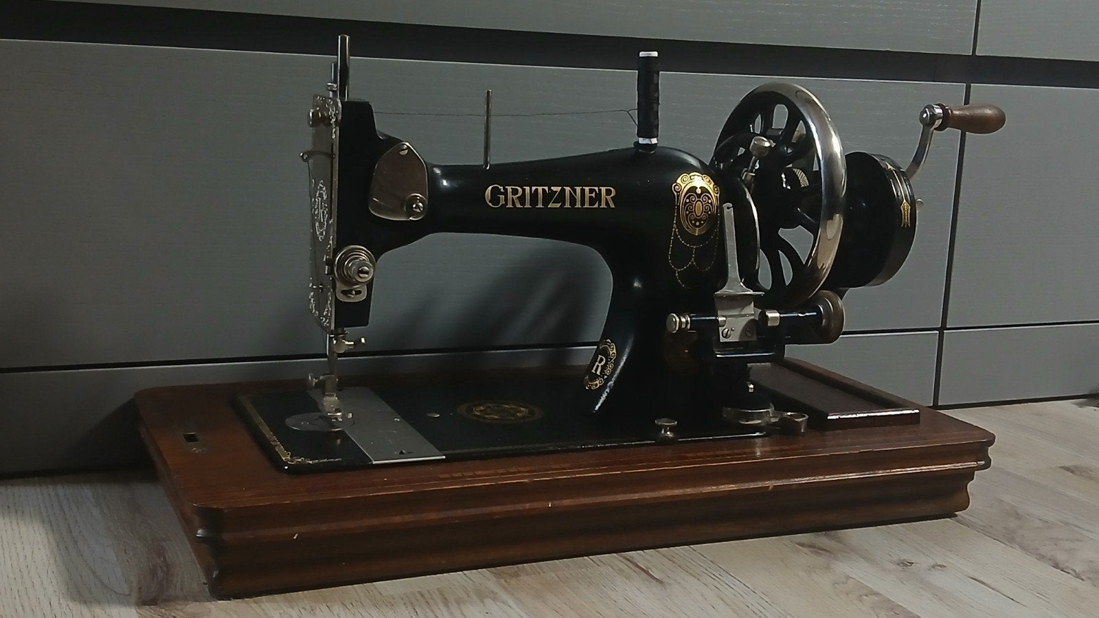 Gritzner R Editie Antieke Naaimachine, Gebruikt, Naaimachine, Industrieel, Ophalen
