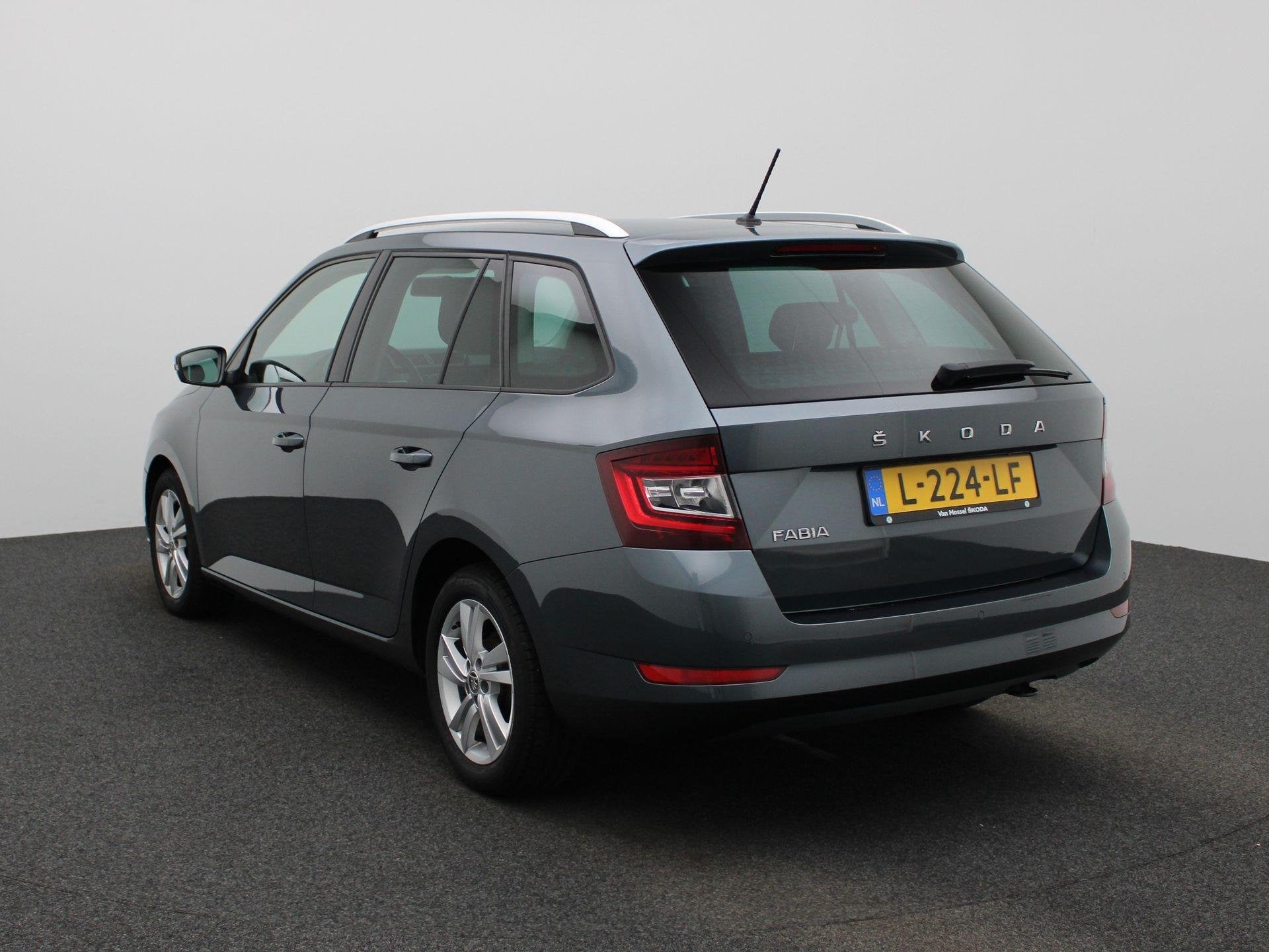 Skoda Fabia Combi 1.0 TSI Ambition | AIRCO | ADAPTIEF CRUISE, Auto's, 12 maanden, Stof, Gebruikt, 95 pk