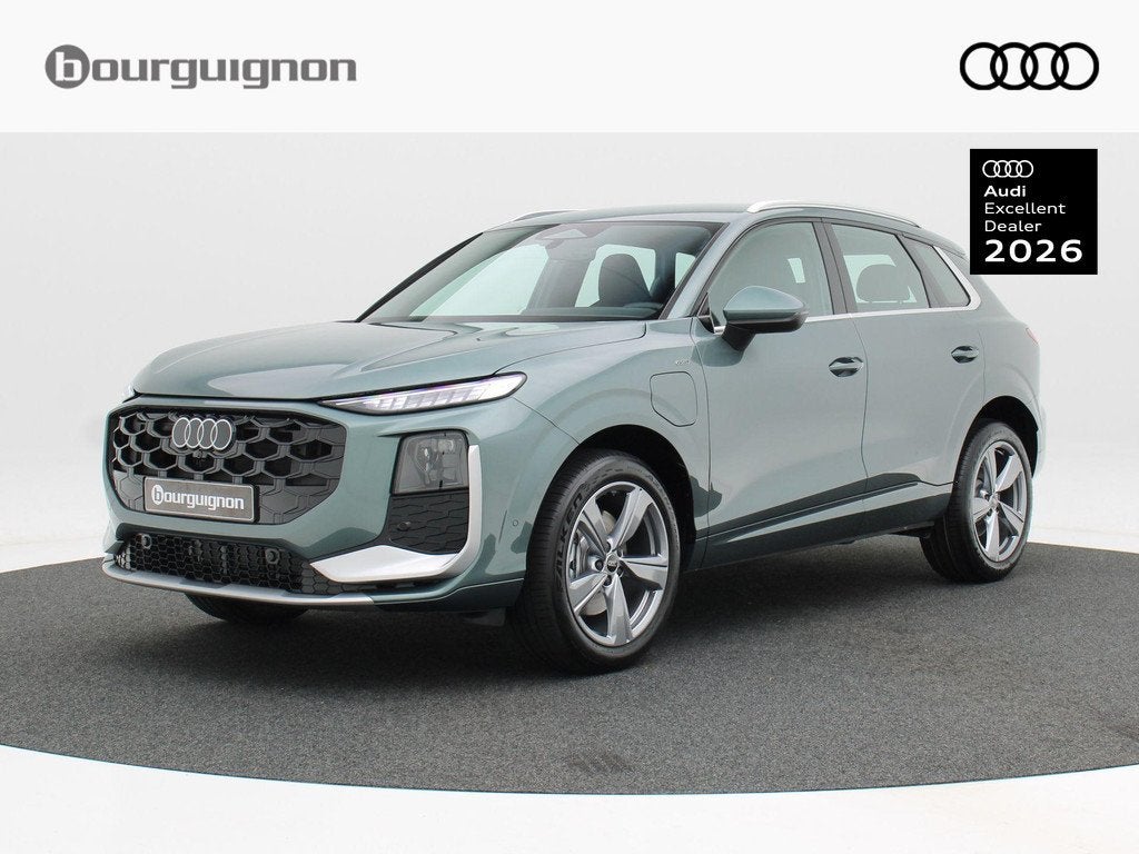 Audi Q3 e-hybrid | S edition | 272 PK Hatchback | 19 inch |, Auto's, Audi, 1800 kg, 1498 cc, 4 cilinders, Bedrijf
