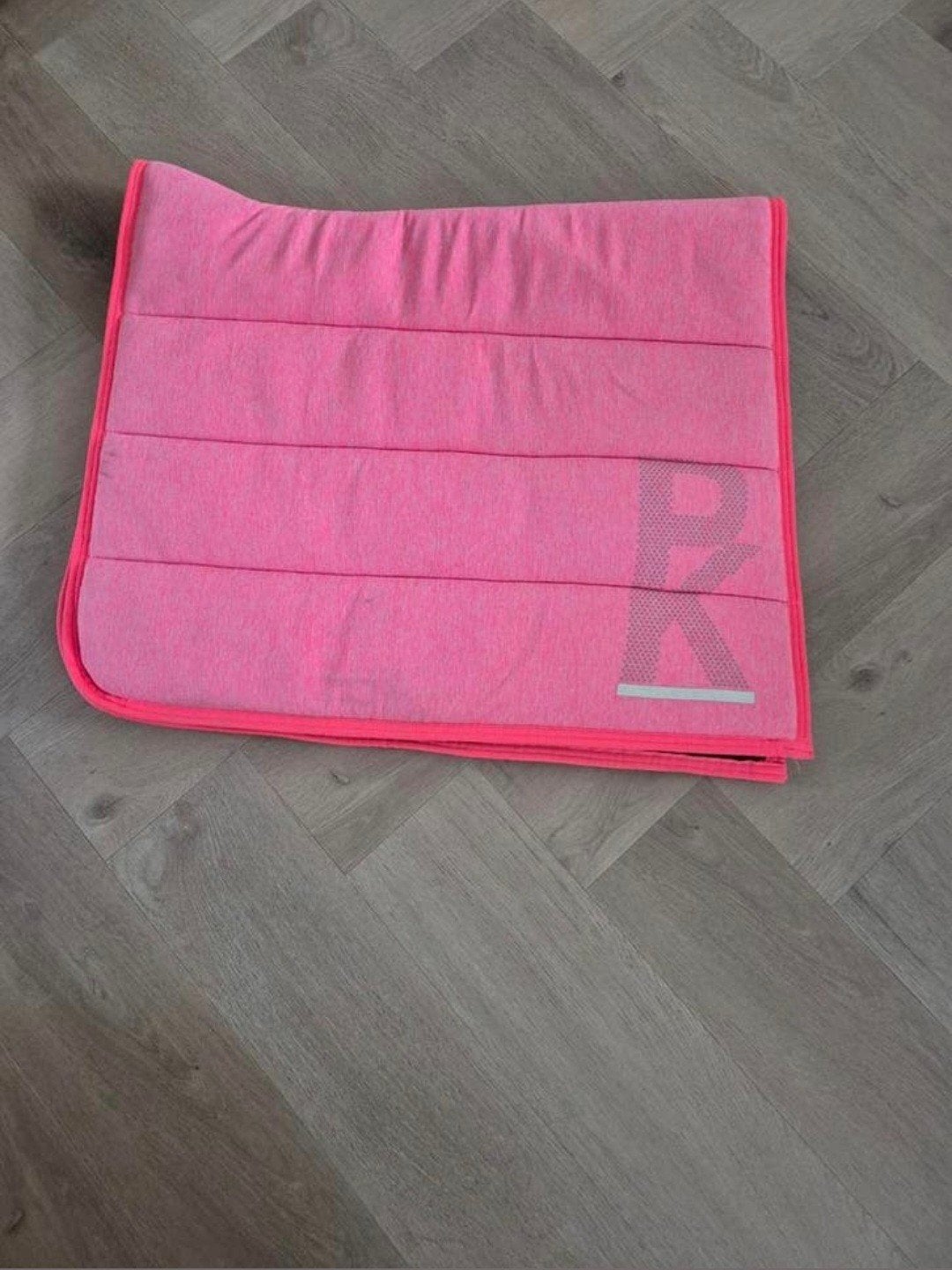 PK rose dressuur dekje, Ophalen of Verzenden
