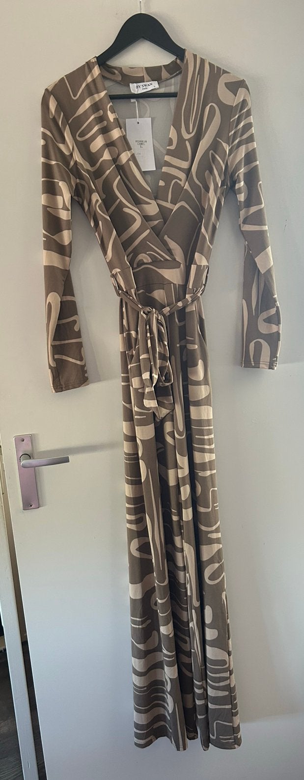 By Swan jumpsuit camel, maat L, Ophalen of Verzenden, Nieuw, Maat 42/44 (L), Bruin