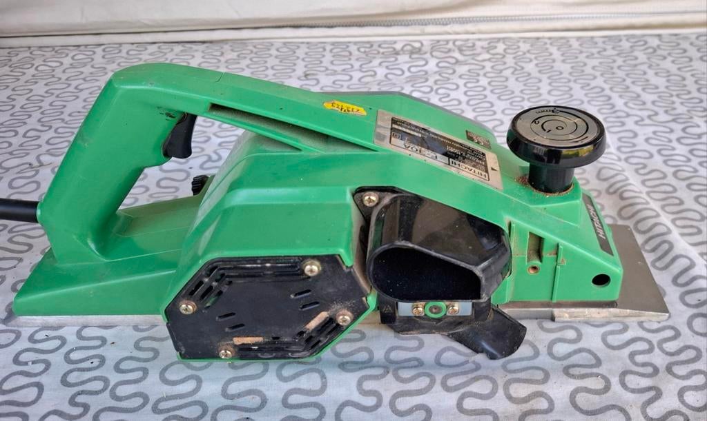 Elektrische Hitachi schaafmachine in koffer met toebehoren., Ophalen of Verzenden, Gebruikt