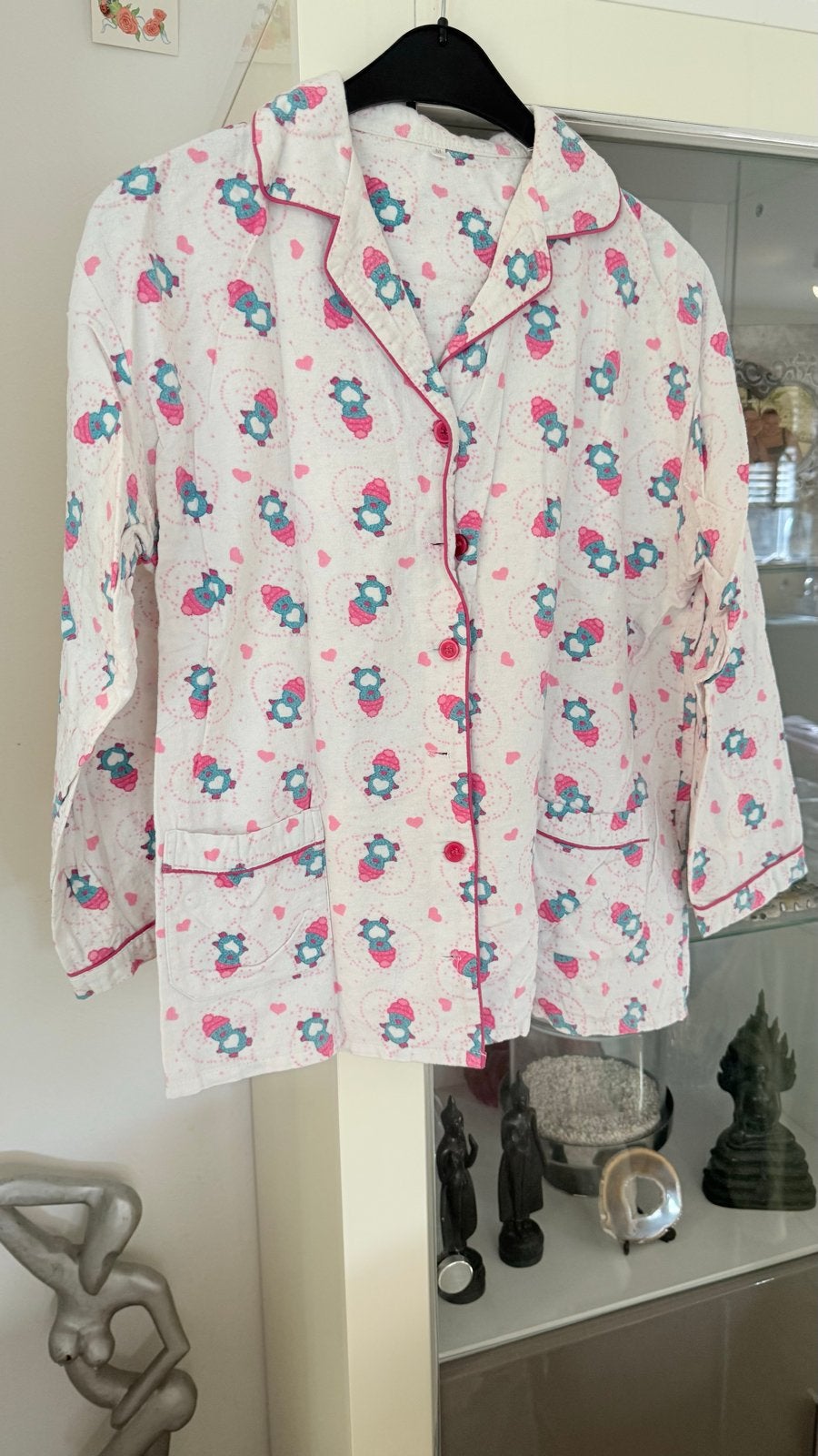 Schattige pyjamajas met pinguïns en hartjes - Maat M, Ophalen of Verzenden, Gedragen, Maat 38/40 (M)