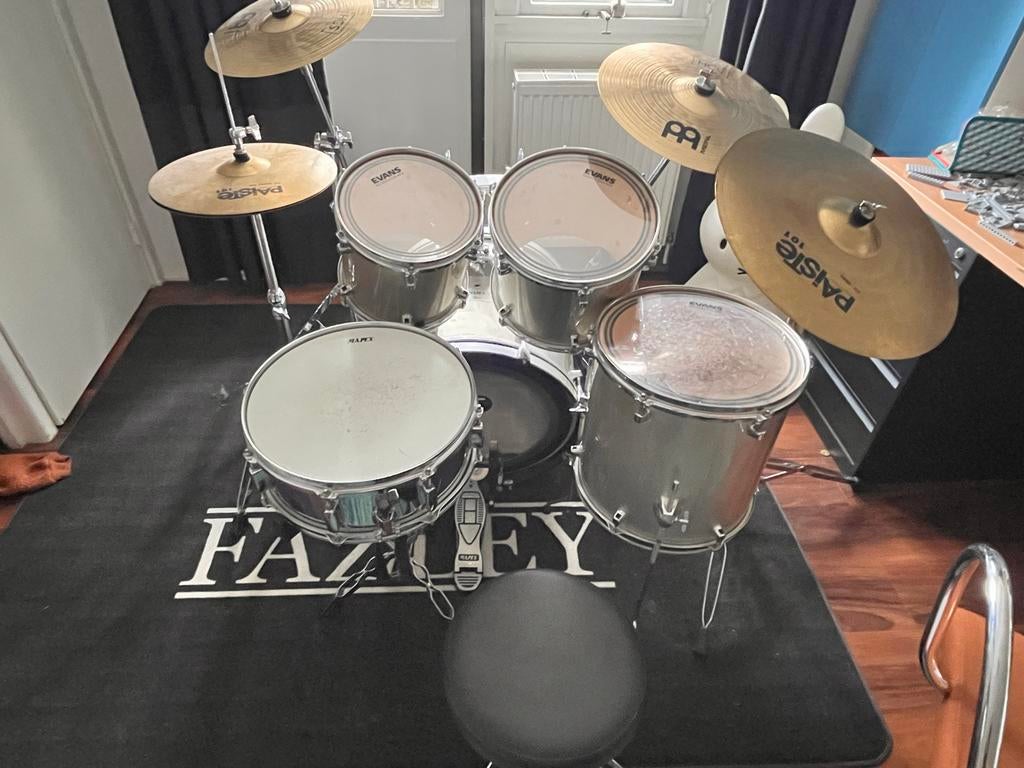 Compleet Mapex drumstel met extra bekkens en kleed, Muziek en Instrumenten, Drumstellen en Slagwerk, Ophalen, Zo goed als nieuw
