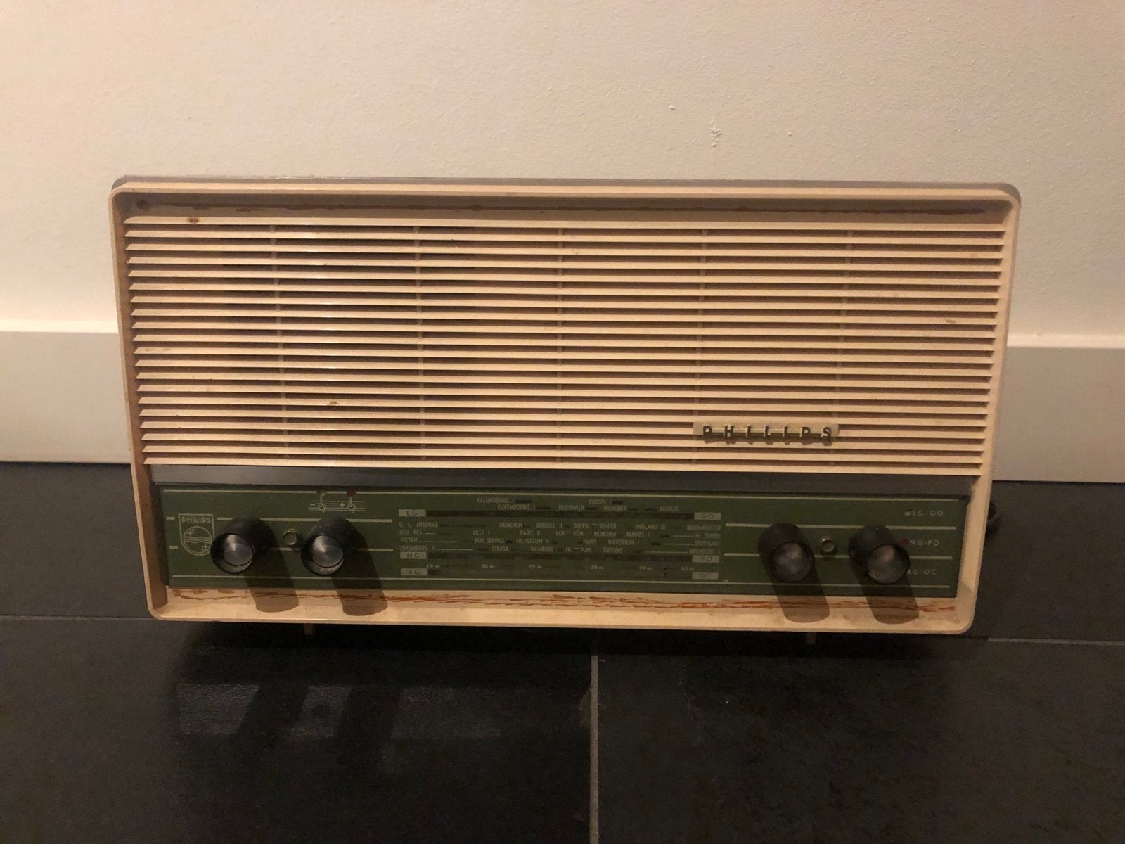 Vintage Philips Radio - Klassieke Buizenradio, Ophalen of Verzenden, Gebruikt, Transistorradio