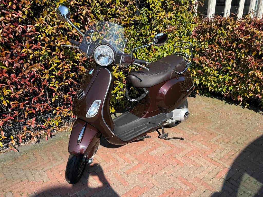 Unieke Vespa LX 125 Touring | 2e Eigenaar | Slechts 5504 km!, Scooter, Particulier, 125 cc, 11 kW of minder