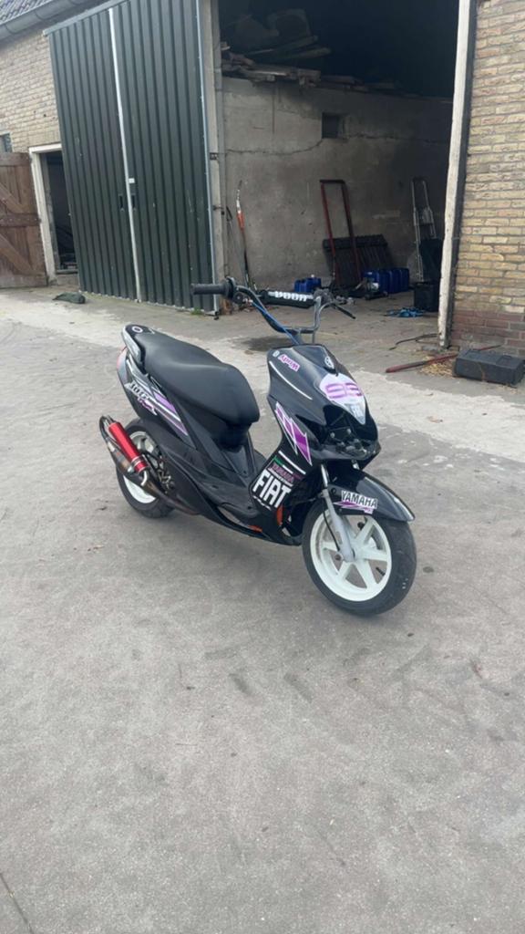 Yamaha jog rr geen wok, Fietsen en Brommers, Scooters | Yamaha, Ophalen of Verzenden, Zo goed als nieuw, Tweetakt, JogR of RR
