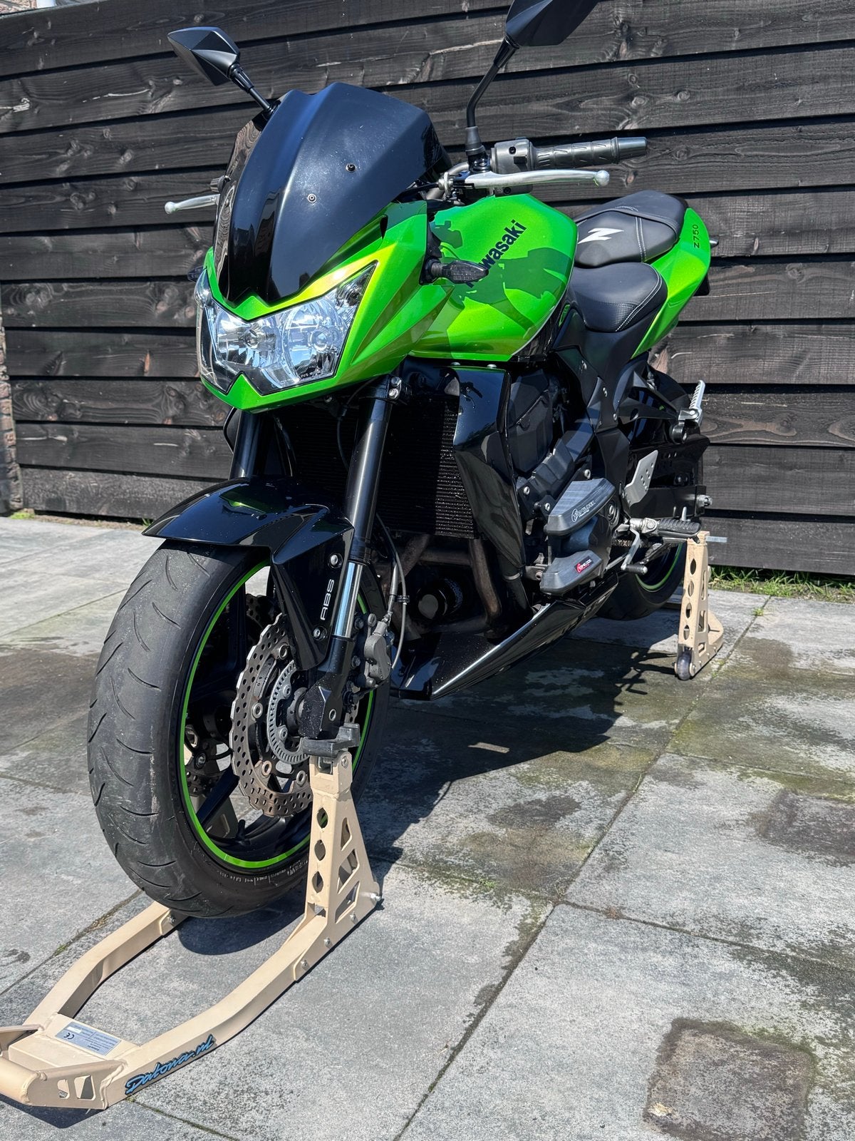 Kawasaki Z750 2009 | 34.000 km | Akrapovič | Kleppen gesteld, Sportuitlaat, Occasion, 4 cilinders, Motorrijbewijs A