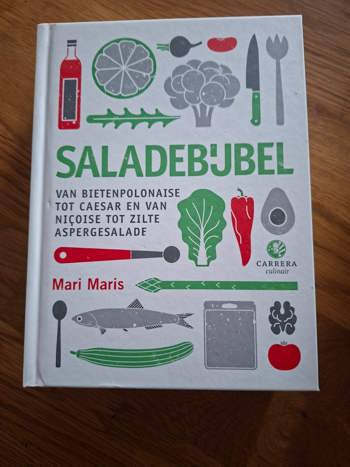Saladebijbel - Mari Maris - Zo goed als nieuw hardcover, Ophalen of Verzenden, Zo goed als nieuw