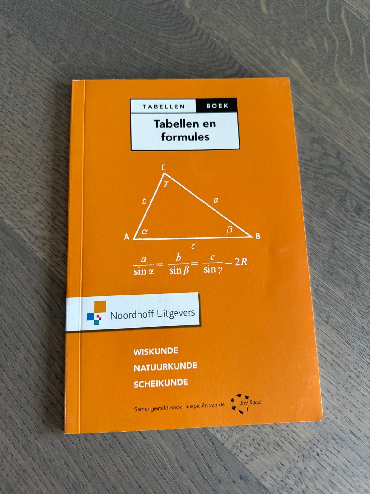 Tabellen en formules - Wiskunde, Natuurkunde, Scheikunde, Ophalen of Verzenden, Beta, Gelezen, MBO