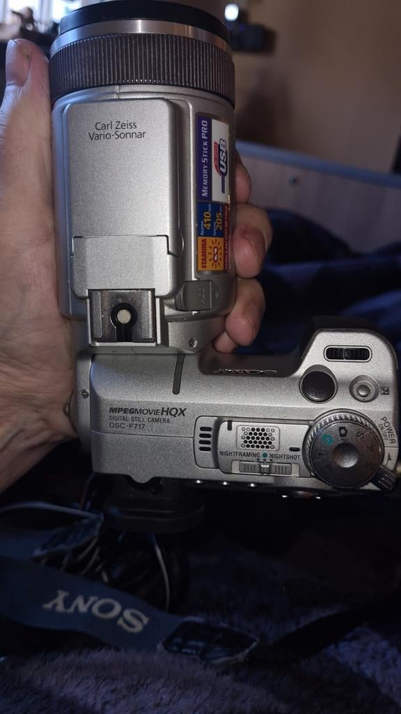 Sony DSC-F717 Digitale Camera - Carl Zeiss Vario-Sonnar, Verzenden, Gebruikt, Sony, 4 t/m 7 keer