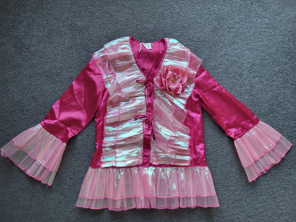 Carnavalsjasje maat 44
Kleur: donker roze met roze metallic, Ophalen of Verzenden