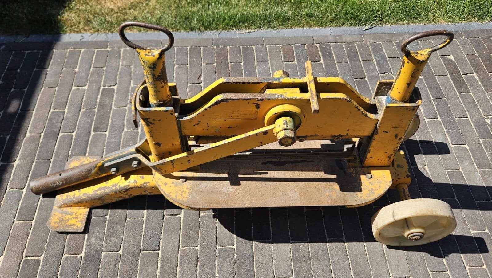 Zware Stenenknipper - Robuust Model voor Bestrating, Ophalen, Gebruikt
