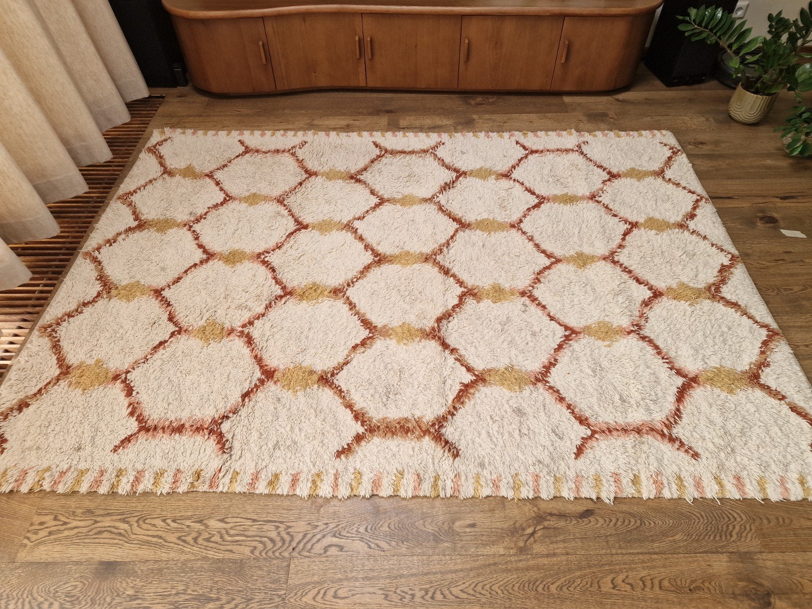 sissy boy honey comb vloerkleed tapijt bohemian, Huis en Inrichting, Stoffering | Tapijten en Kleden, Ophalen, Gebruikt, Geel
