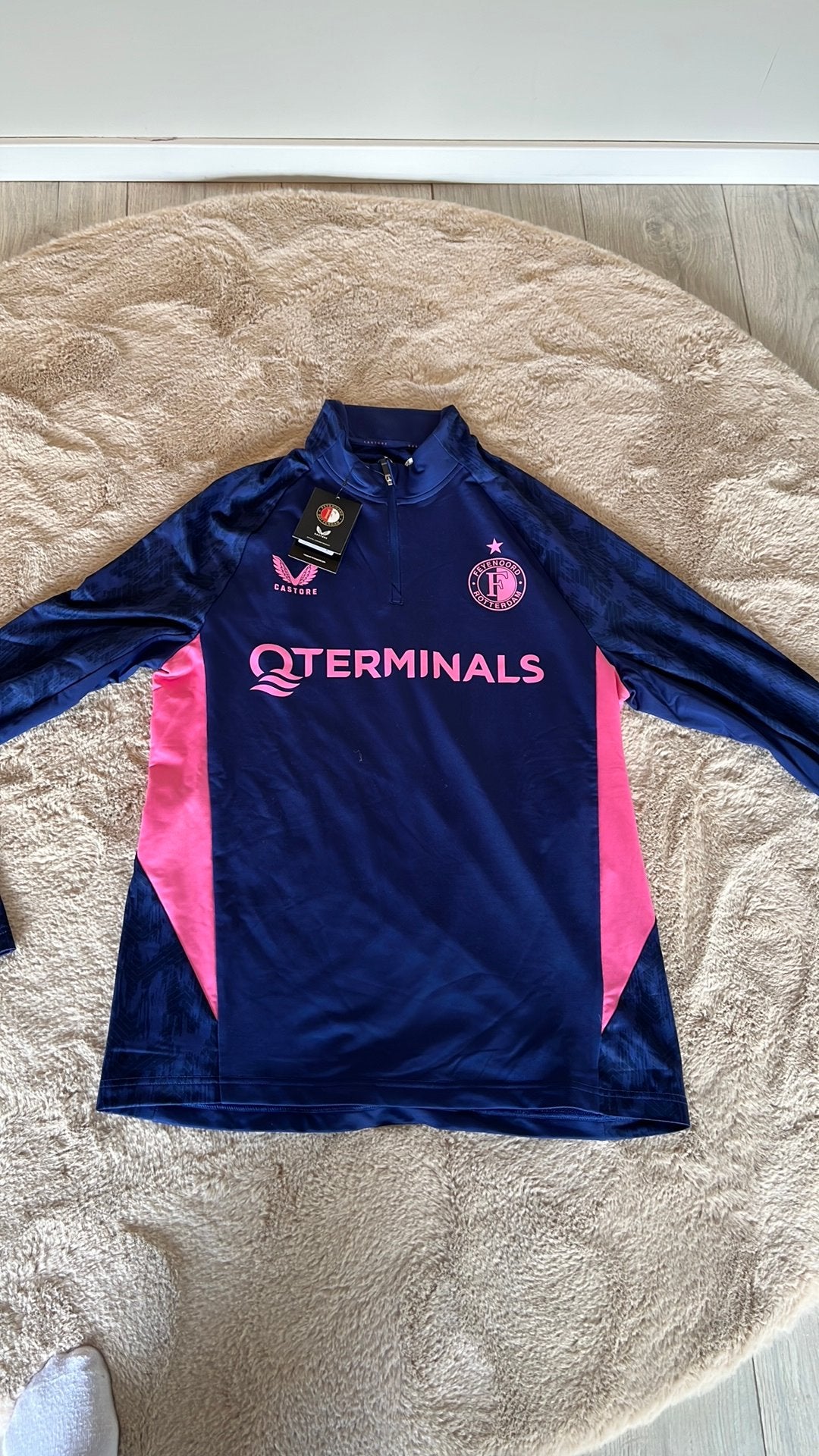 Feyenoord Rotterdam midlayer maat M Nieuw, Kleding | Heren, Ophalen of Verzenden, Nieuw, Meerkleurig, Voetbal
